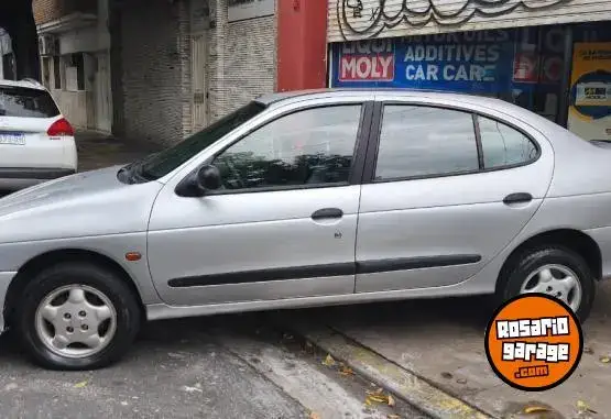 Renault Megane 1,9 D  1998 - foto 1