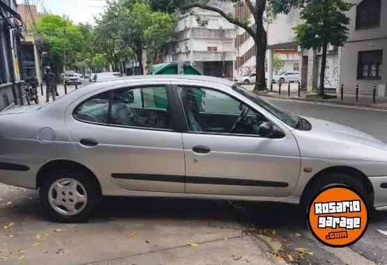 Renault Megane 1,9 D  1998 - foto 5