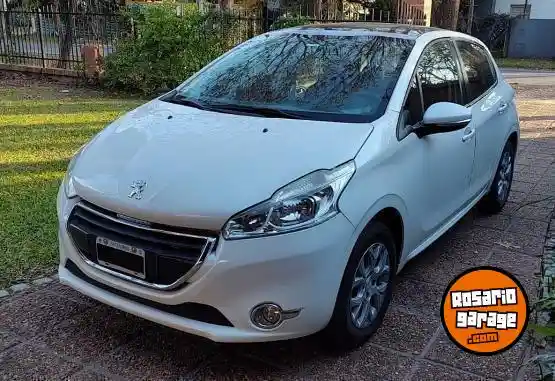Peugeot 208 Allure Touchscreen 2015 - foto 1