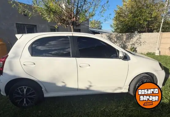 Toyota Etios Xls  2023 - foto 5