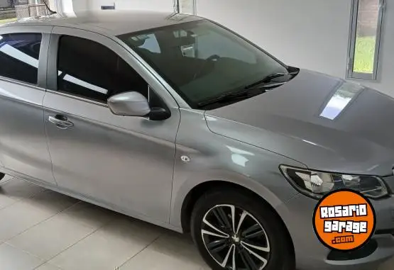 Peugeot 301 Allure Plus  2017 - foto 1