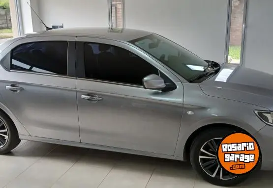 Peugeot 301 Allure Plus  2017 - foto 2