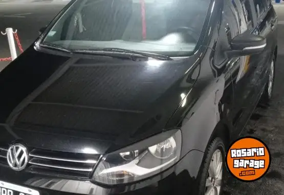 Volkswagen Suran (pocos Klm) 2011 - foto 1