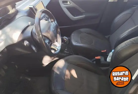 Peugeot 208 Allure  2016 - foto 4