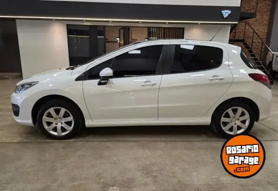 Peugeot 308 Allure Navegador 1.6L  2015 - foto 2
