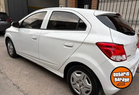 Chevrolet Onix Joy + Plus  2017 - foto 4