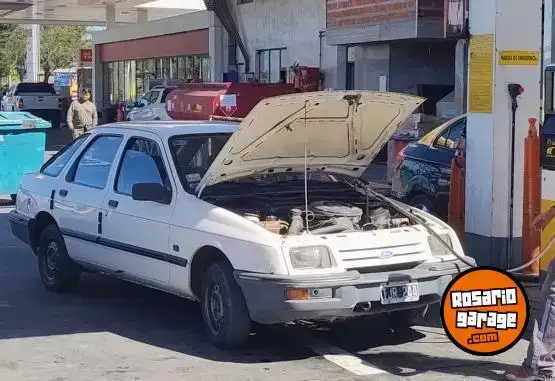 Ford Sierra Falcon Escort Taun 1987 - foto 1