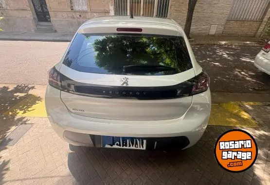 Peugeot 208 Active 1.6  2021 - foto 2