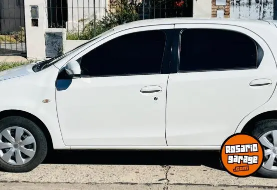 Toyota Etios Xs  2014 - foto 2