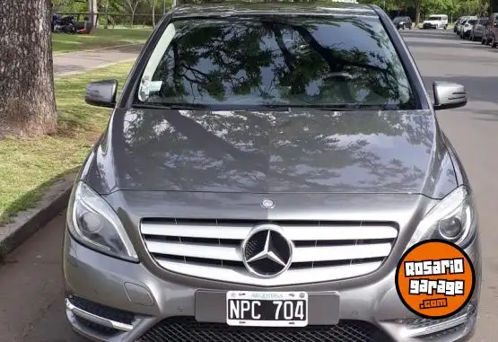 Mercedes-Benz B200  2014 - foto 1
