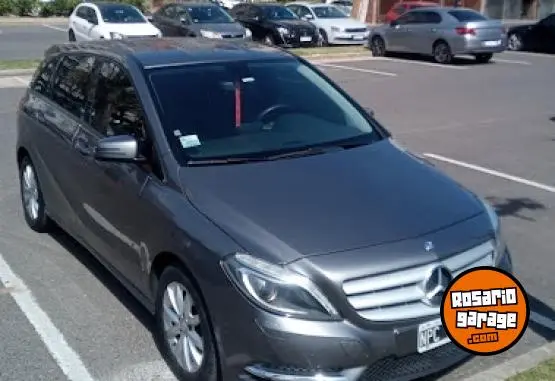 Mercedes-Benz B200  2014 - foto 2