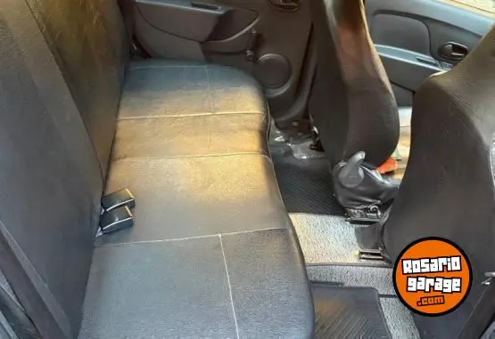 Renault Logan . Modelo 2018  2018 - foto 5