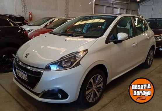 Peugeot 208  2017 - foto 1