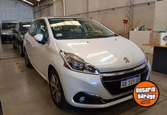 Peugeot 208  2017 - foto 2