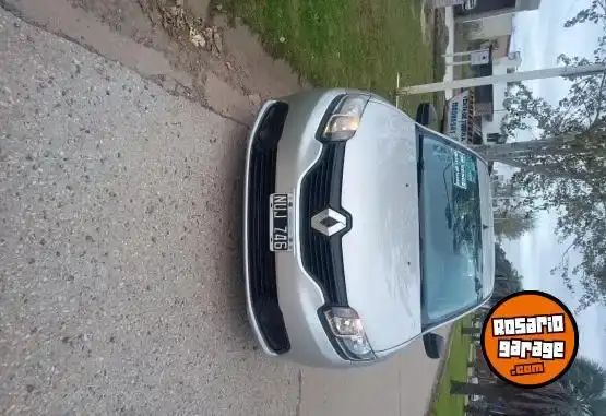 Renault Logan  2014 - foto 1