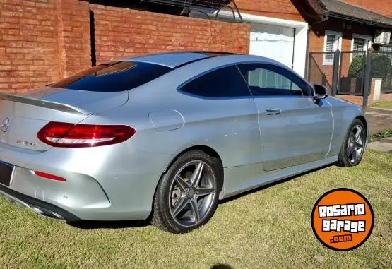 Mercedes-Benz C 300  2018 - foto 3