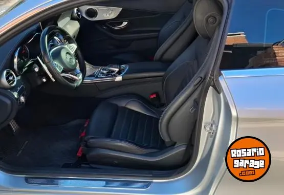 Mercedes-Benz C 300  2018 - foto 5