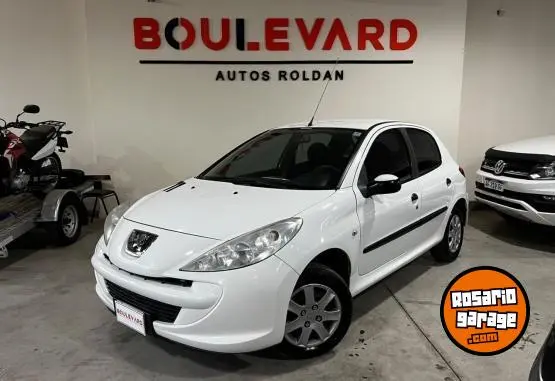 Peugeot 207  2012 - foto 1