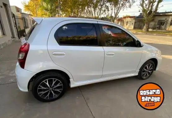 Toyota Etios Xls 1.5  2021 - foto 1