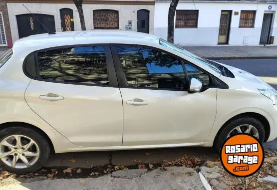 Peugeot 208 Allure To  2016 - foto 4