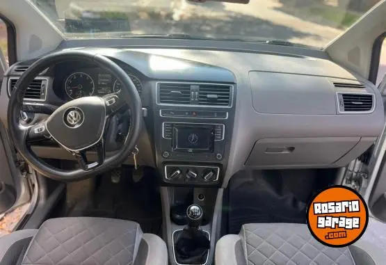 Volkswagen Suran Highline 1.6  2016 - foto 5