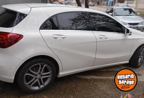 Mercedes-Benz A200 Urban  2017 - foto 4
