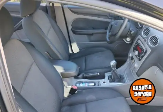 Ford Focus  2010 - foto 5