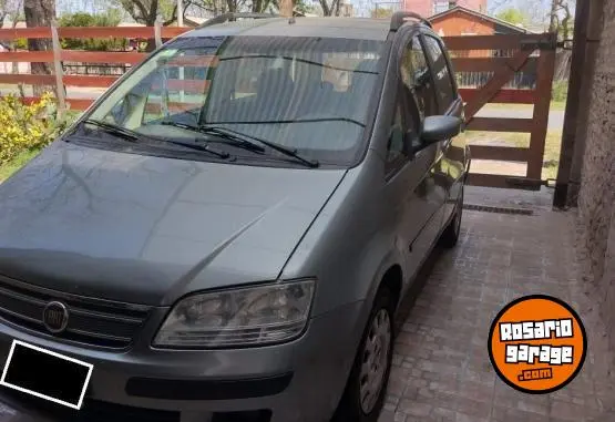 Fiat Idea 1.4 Elx  2010 - foto 2