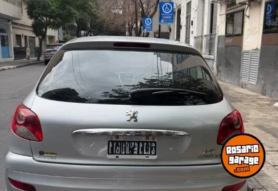 Peugeot 207  2014 - foto 1