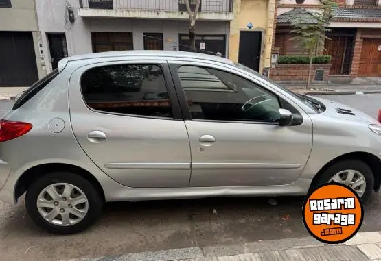 Peugeot 207  2014 - foto 2