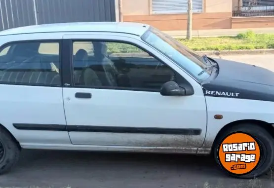 Renault Clio 1996 - foto 1