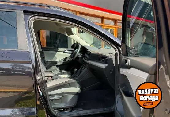 Volkswagen Taos  2023 - foto 2