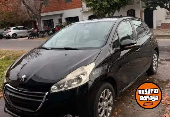 Peugeot 208 1.6Allure Touchscreen  2014 - foto 1