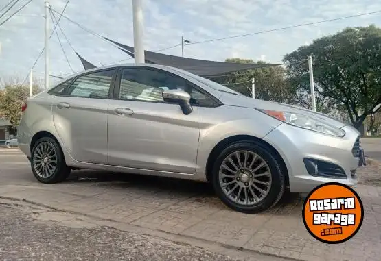 Ford Fiesta Kinetic Se Plus  2013 - foto 1