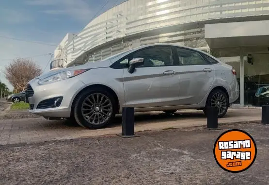 Ford Fiesta Kinetic Se Plus  2013 - foto 3