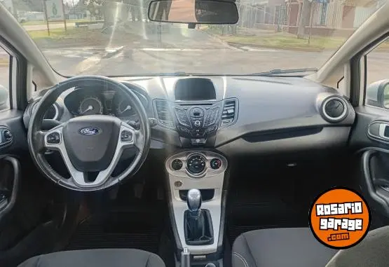 Ford Fiesta Kinetic Se Plus  2013 - foto 4
