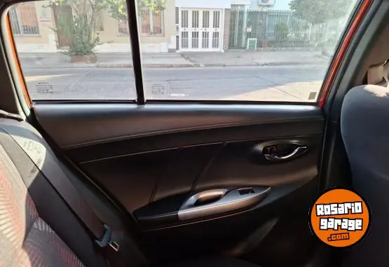 Toyota Yaris S  2018 - foto 2