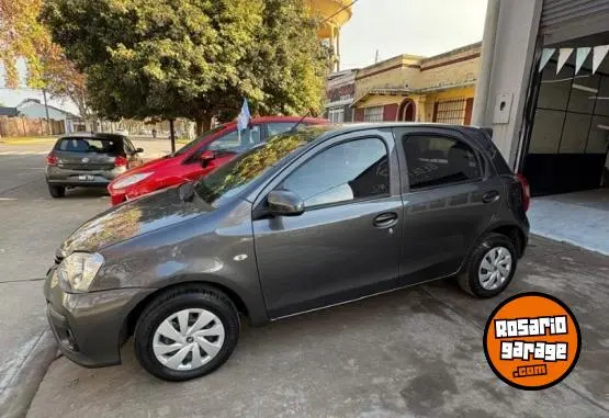 Toyota Etios X 1.5  2021 - foto 2
