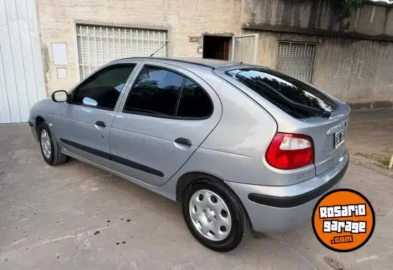 Renault Megane 2009 - foto 1