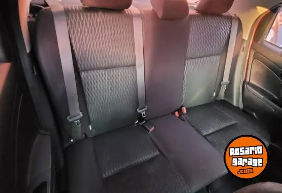 Toyota Etios  2018 - foto 4