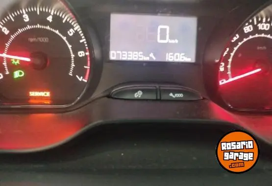 Peugeot 208 Allure 1.6  2018 - foto 3