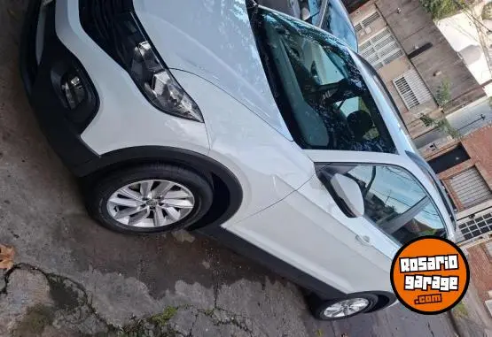 Volkswagen T-Cross  2022 - foto 1