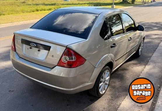 Ford Fiesta Max  2005 - foto 2