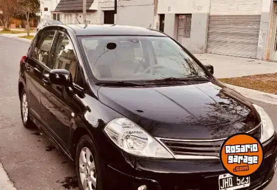 Nissan Tiida Tekna  2010 - foto 1
