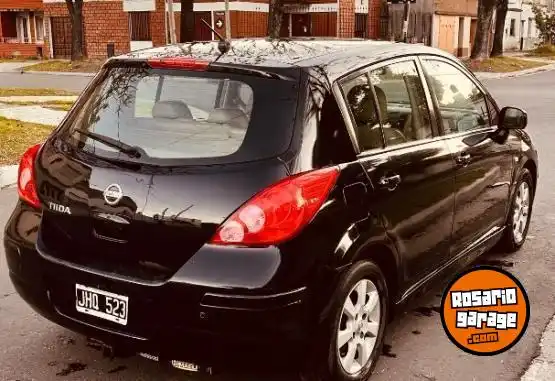 Nissan Tiida Tekna  2010 - foto 3
