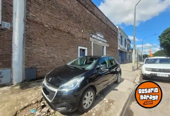 Peugeot 208  2017 - foto 1
