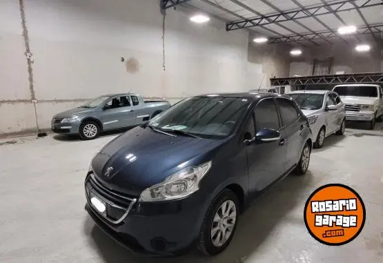 Peugeot 208  2013 - foto 1