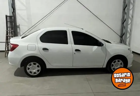 Renault Logan 1,6  2012 - foto 2