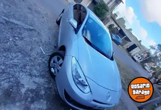 Renault Fluence 1.6  2014 - foto 1