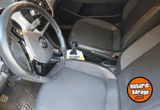 Volkswagen Up High  2018 - foto 3